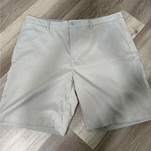 Greg Norman Collection Light Gray Flat Front Shorts